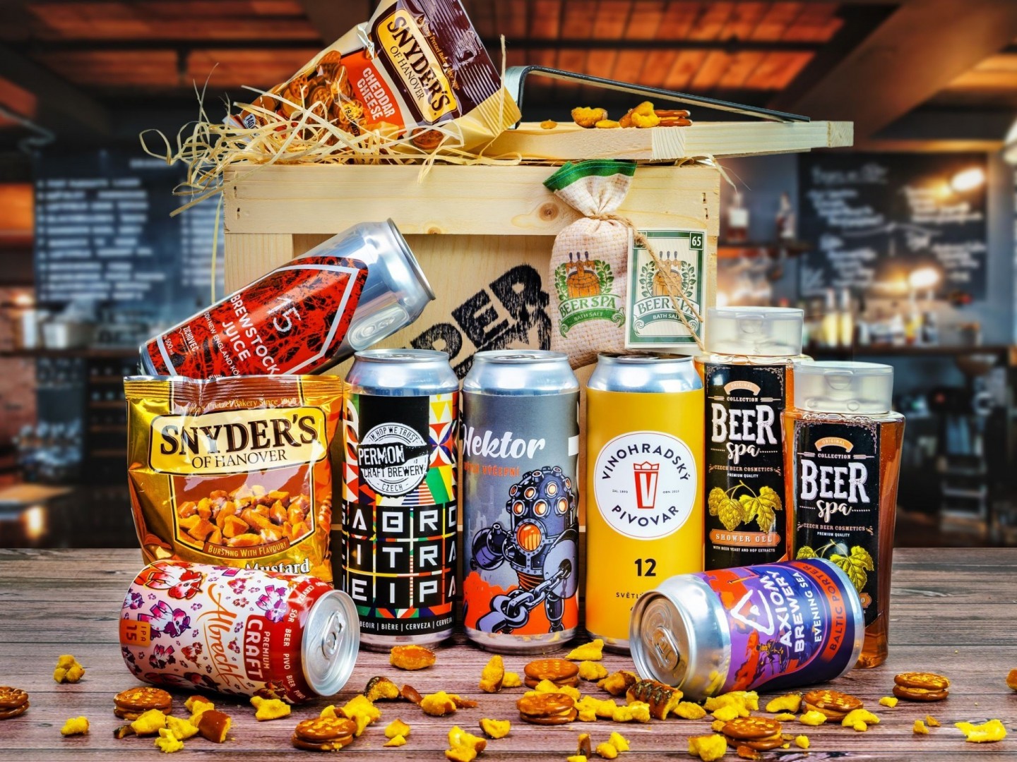 Superkisten mit Bier „tschechische Auswahl“ in der Dose