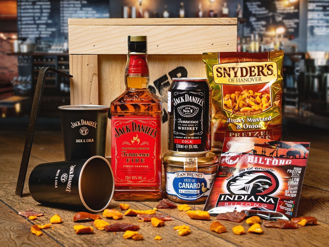 Superkisten mit Whisky Jack Daniels Fire